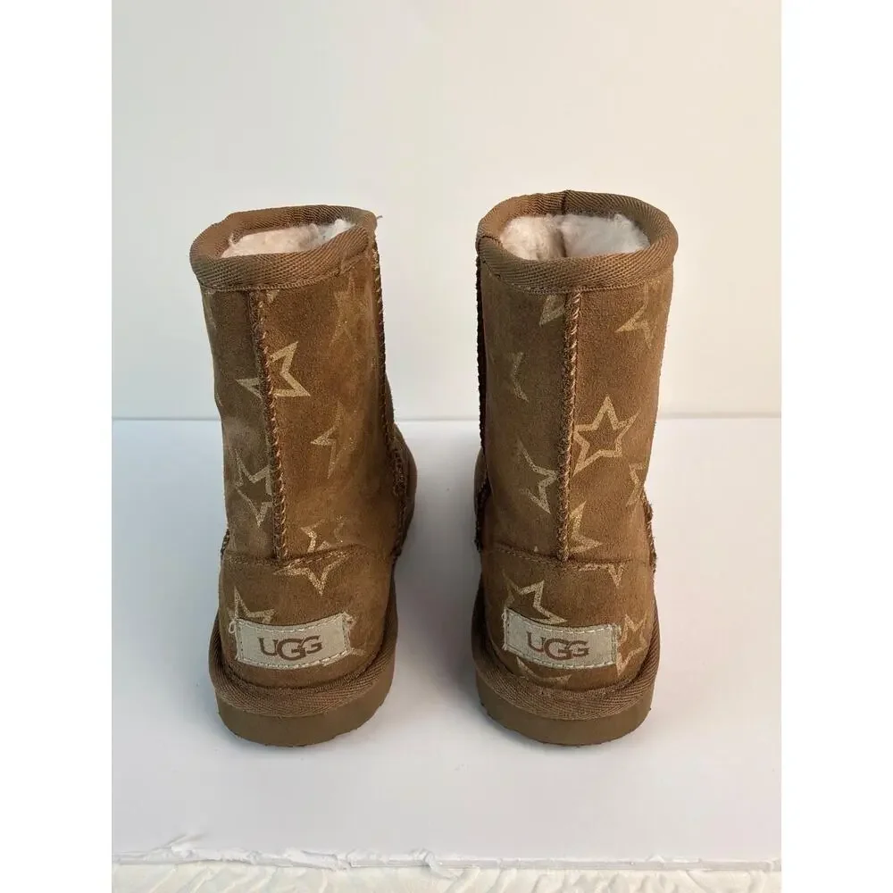 UGG Classic Short Stars Unisex Kids Boot 13 Brown Suede Sheepskin Lined